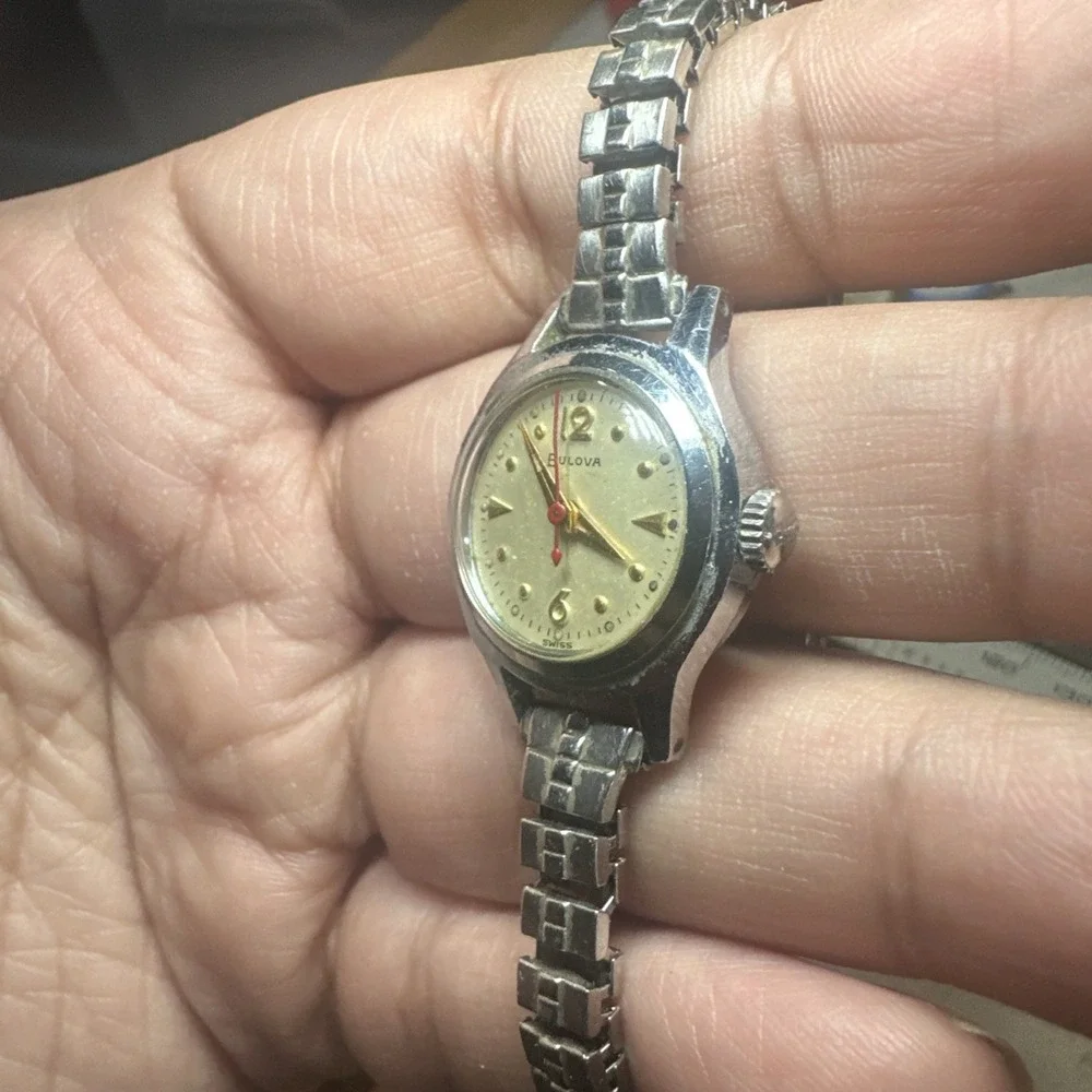Works VTG BULOVA 1950's Mermaid Ladies watch Swiss Manual wind 21mm Fit 7in RARE